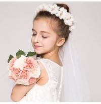 Little girl crown of flowers for ceremonies