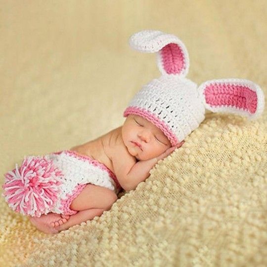 Costume de bébé en tricot modèle lapin
